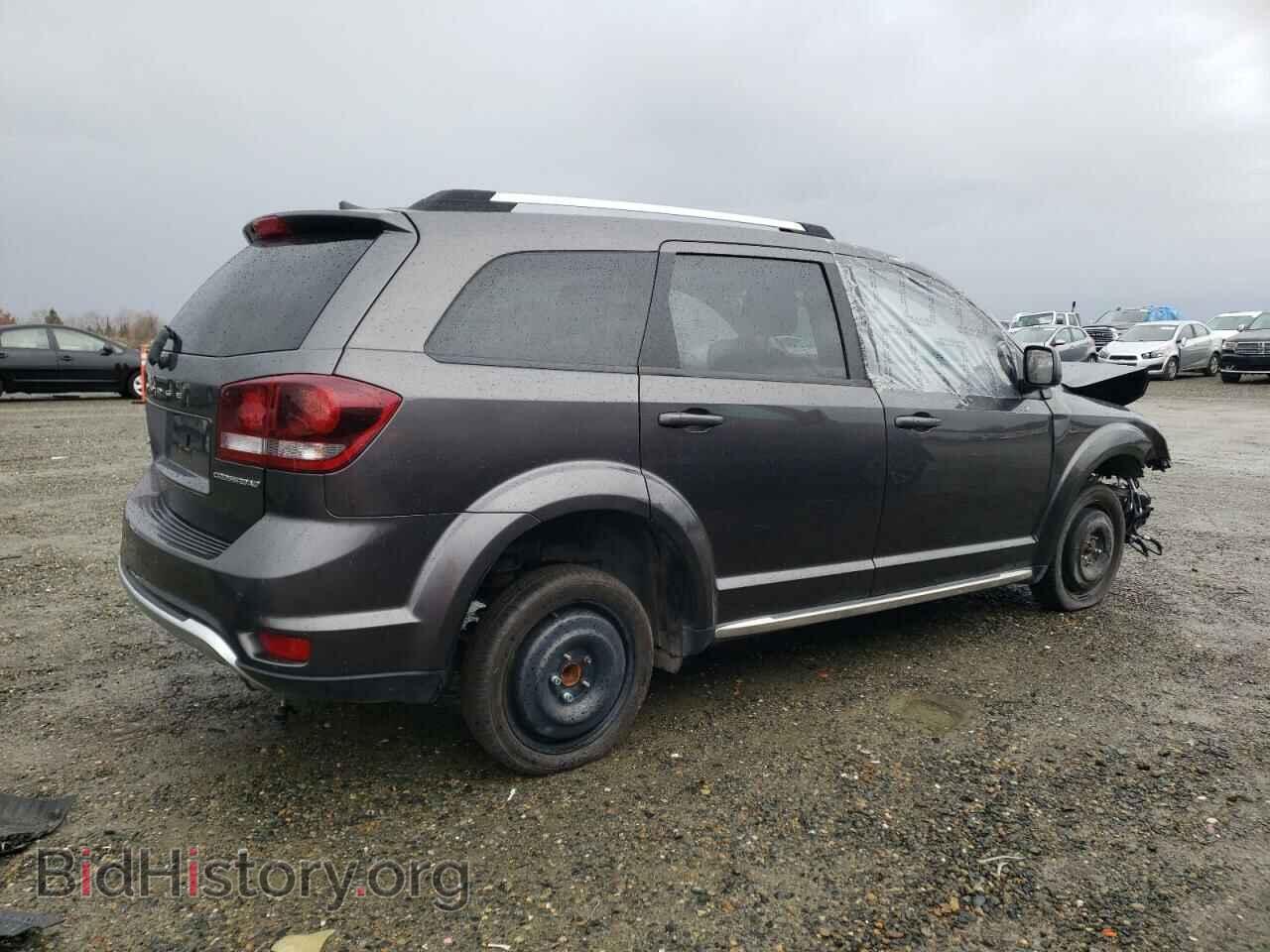 2020 DODGE JOURNEY - VIN: 3C4PDCGB0LT201433 - Фото 3