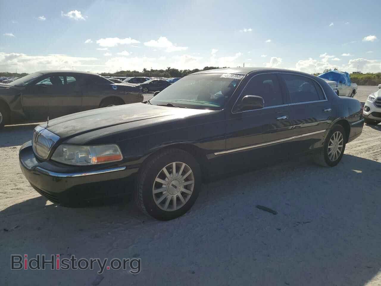Photo 1LNHM81V97Y631448 - LINCOLN TOWNCAR 2007