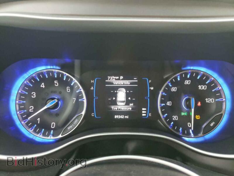 2020 Chrysler PACIFICA (VIN 2C4RC1BG4LR284760) — photo 9 of 13