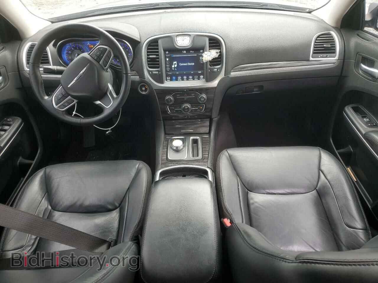 2018 CHRYSLER 300 - VIN: 2C3CCARG1JH170430 - Фото 8