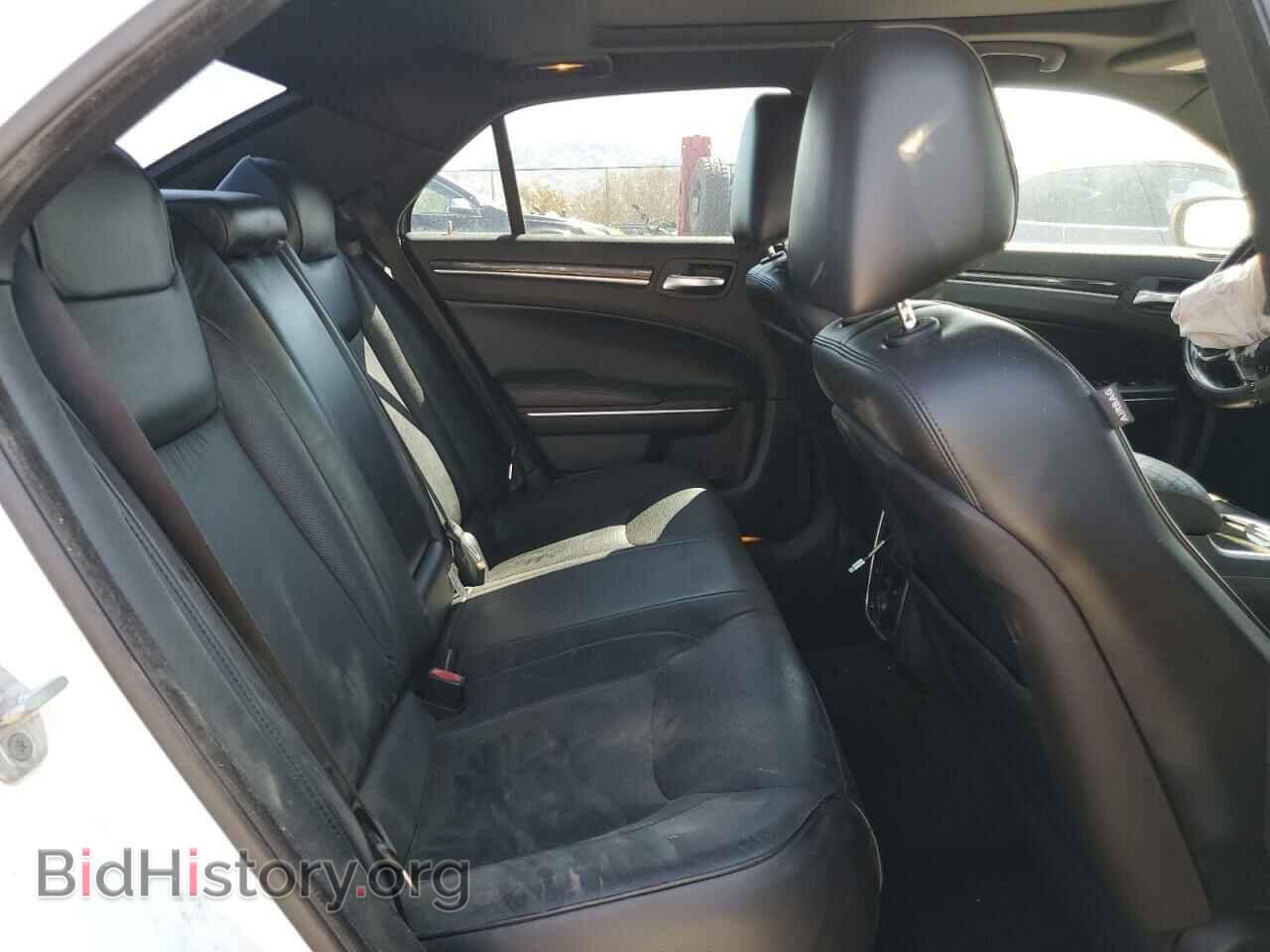 2011 CHRYSLER 300 - VIN: 2C3CK6CT3BH563269 - Фото 10