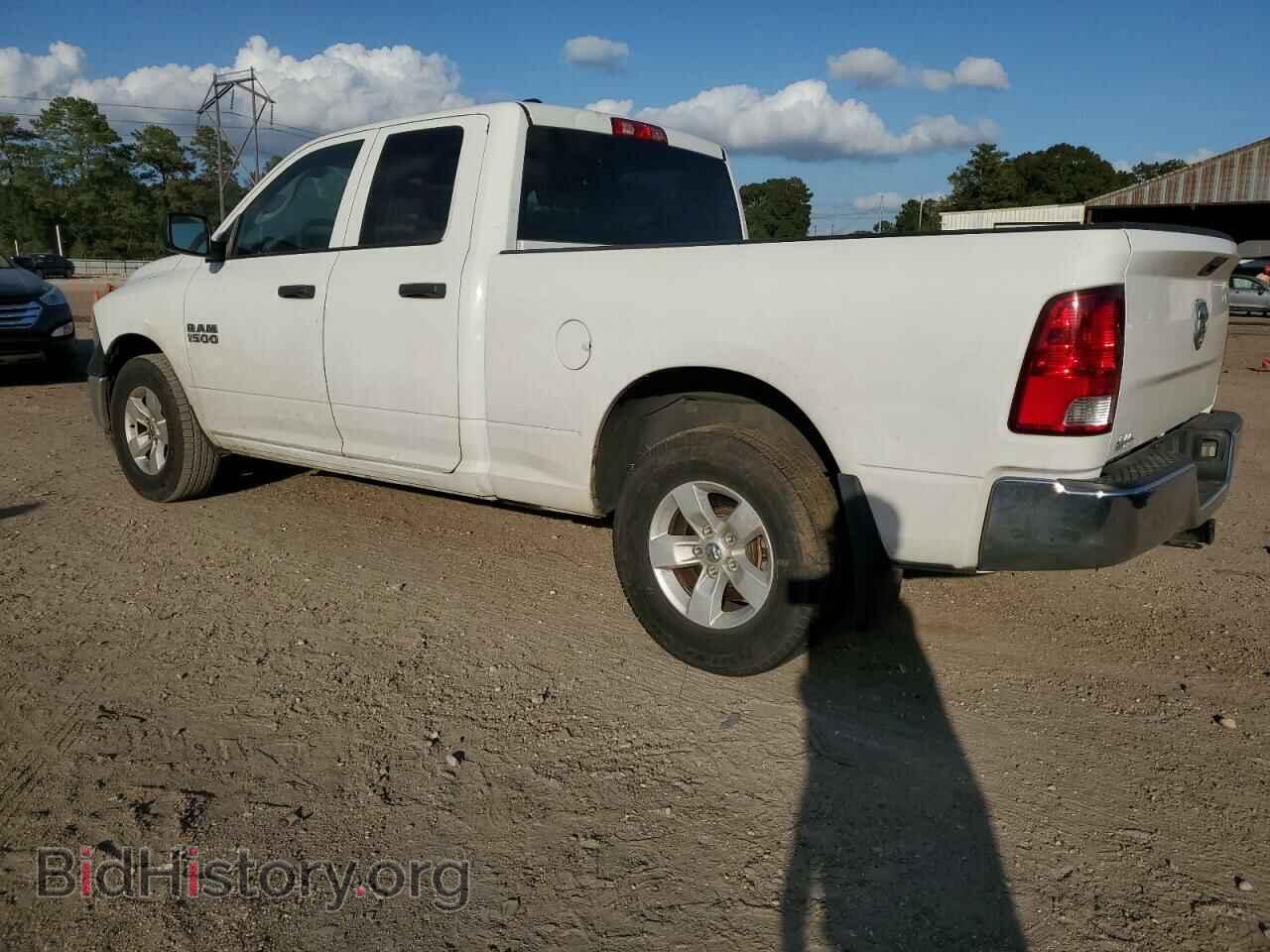 2018 RAM 1500 - VIN: 1C6RR6FG1JS209233 - Фото 2