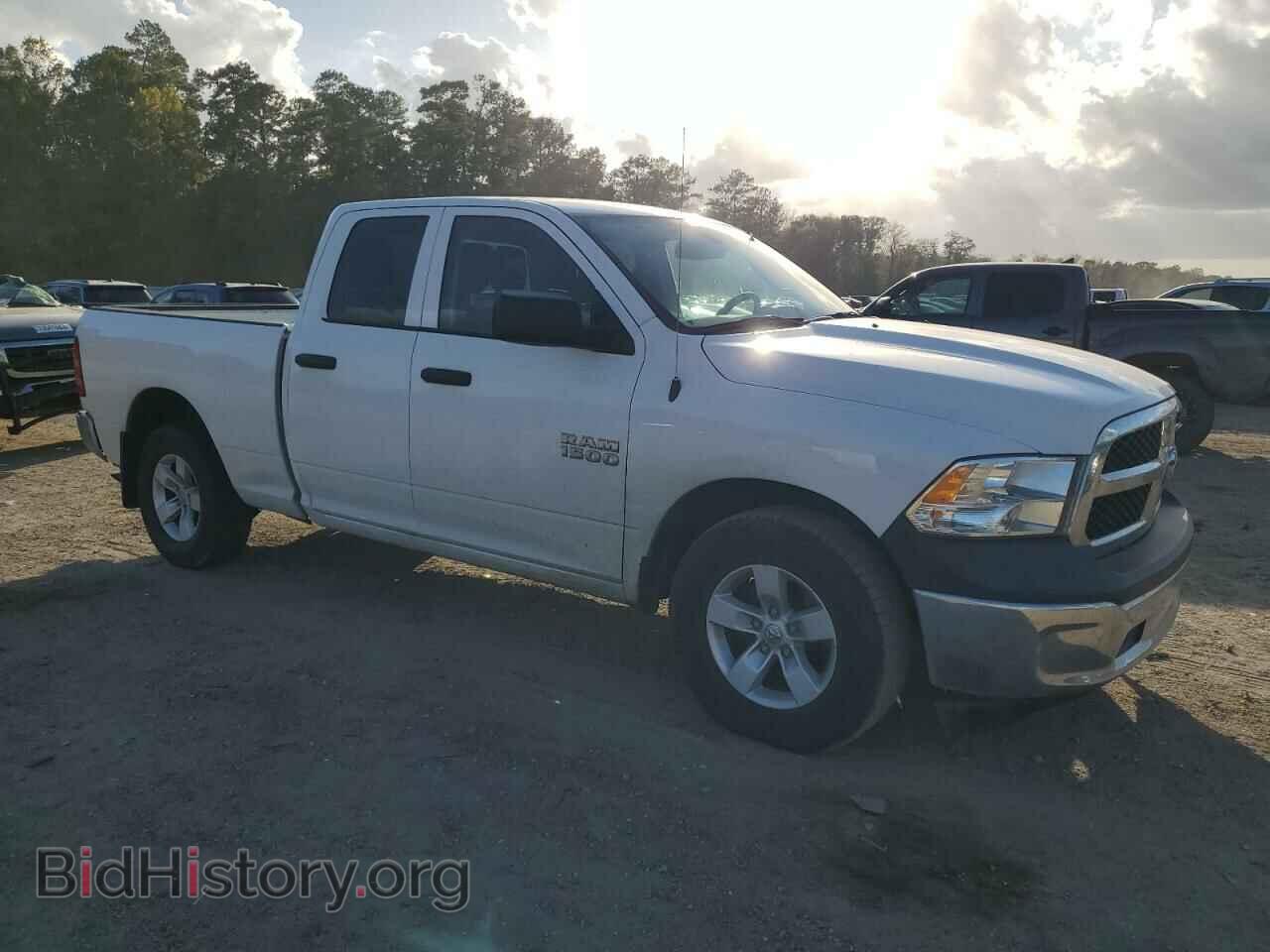 2018 RAM 1500 - VIN: 1C6RR6FG1JS209233 - Фото 4