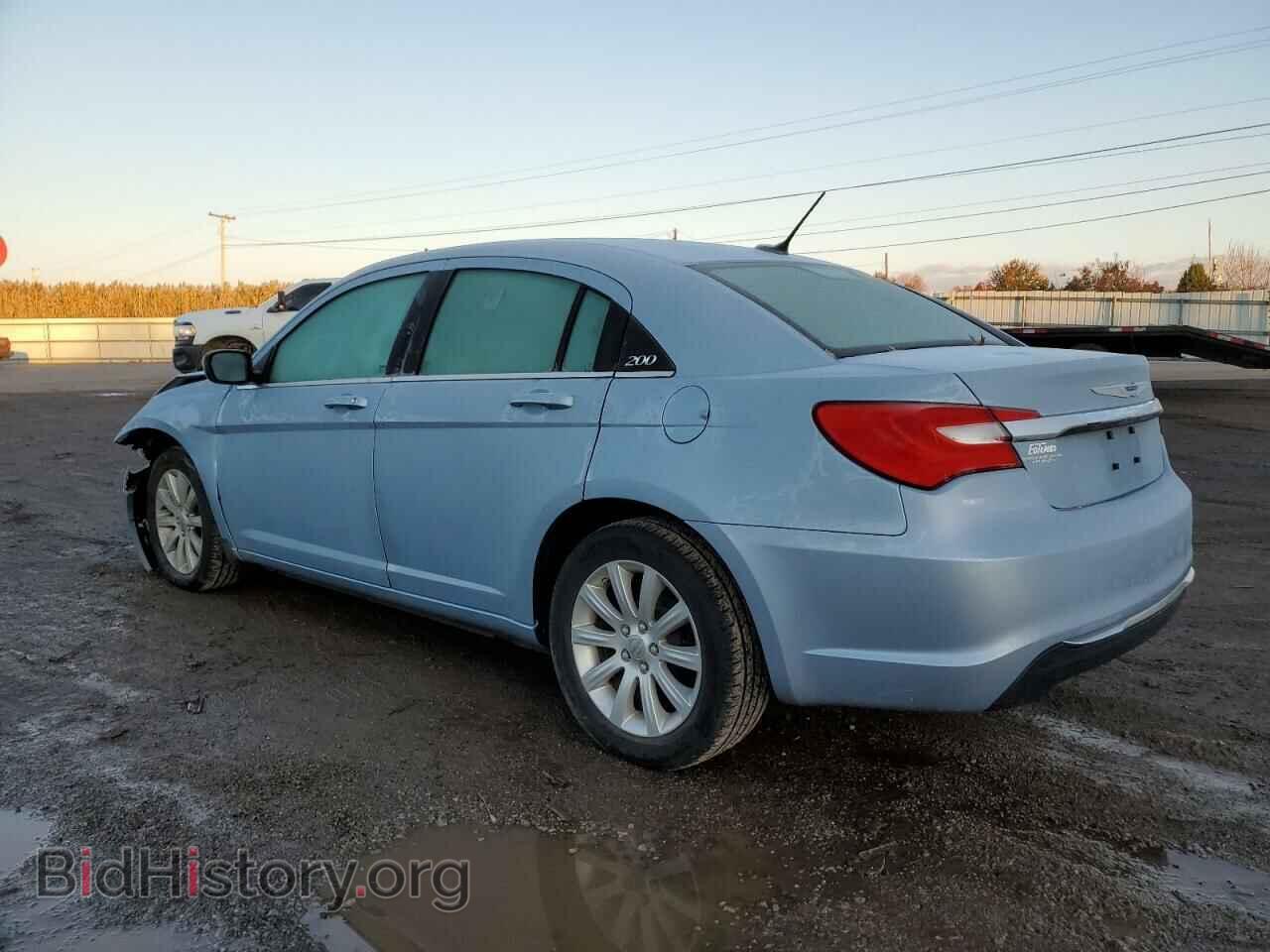 2013 CHRYSLER 200 - VIN: 1C3CCBBB7DN701355 - Фото 2