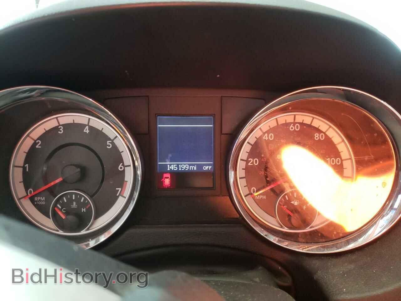 2011 DODGE CARAVAN - VIN: 2D4RN5DGXBR696617 - Фото 9