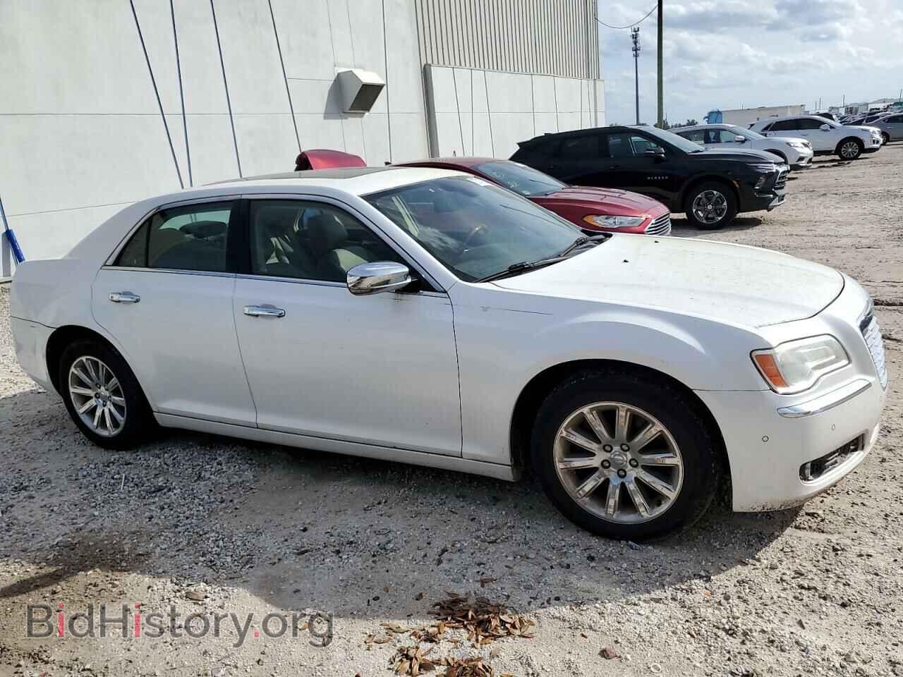 2011 CHRYSLER 300 - VIN: 2C3CA6CT9BH529579 - Фото 4