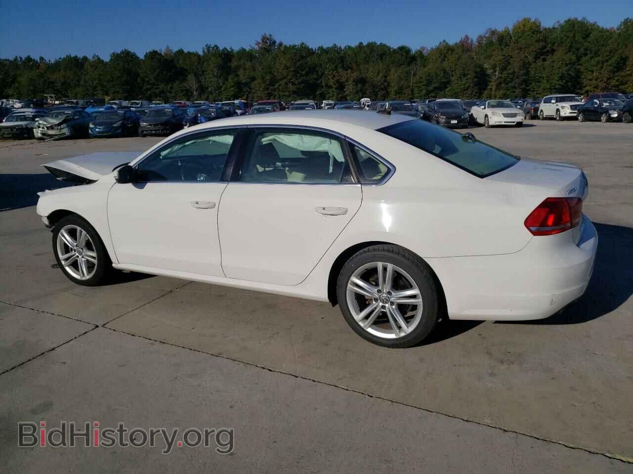 2014 VOLKSWAGEN PASSAT - VIN: 1VWBT7A33EC093021 - Фото 2