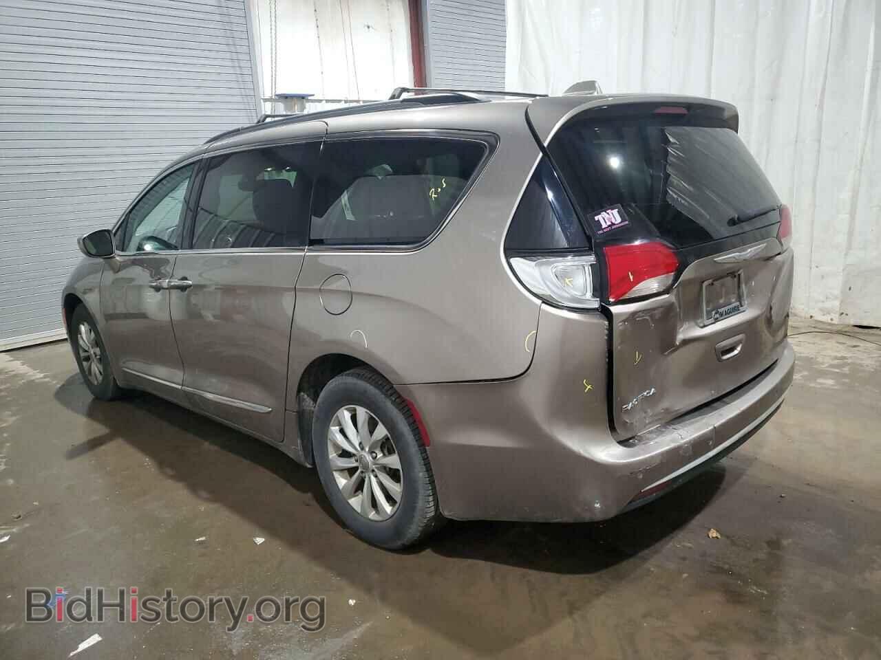 2017 CHRYSLER PACIFICA - VIN: 2C4RC1BG1HR591147 - Photo 2