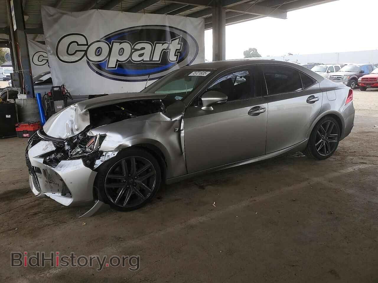 Photo JTHBA1D20J5073377 - LEXUS IS 2018