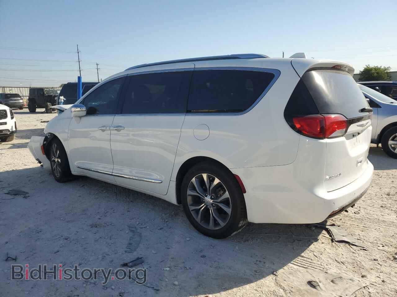 2017 CHRYSLER PACIFICA - VIN: 2C4RC1GG2HR663448 - Photo 2