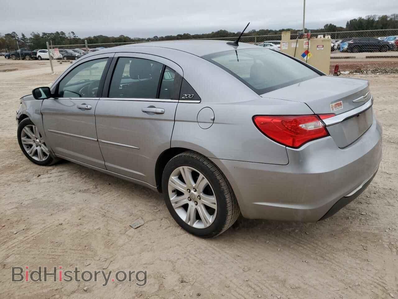 2013 CHRYSLER 200 - VIN: 1C3CCBBB1DN656722 - Photo 2