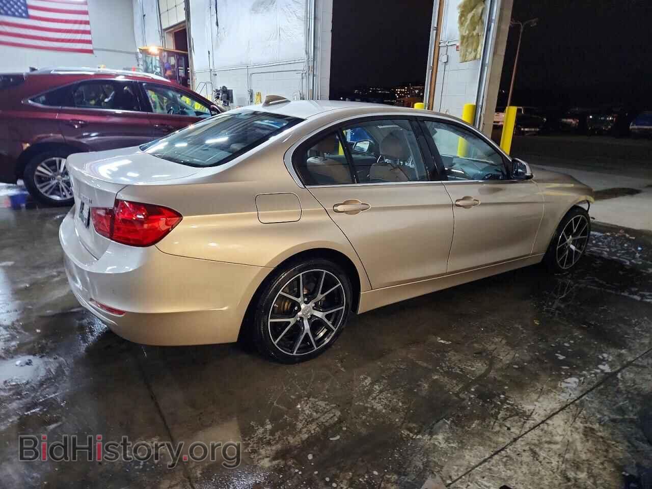 2014 BMW 3 SERIES - VIN: WBA3B3C57EF544741 - Фото 3