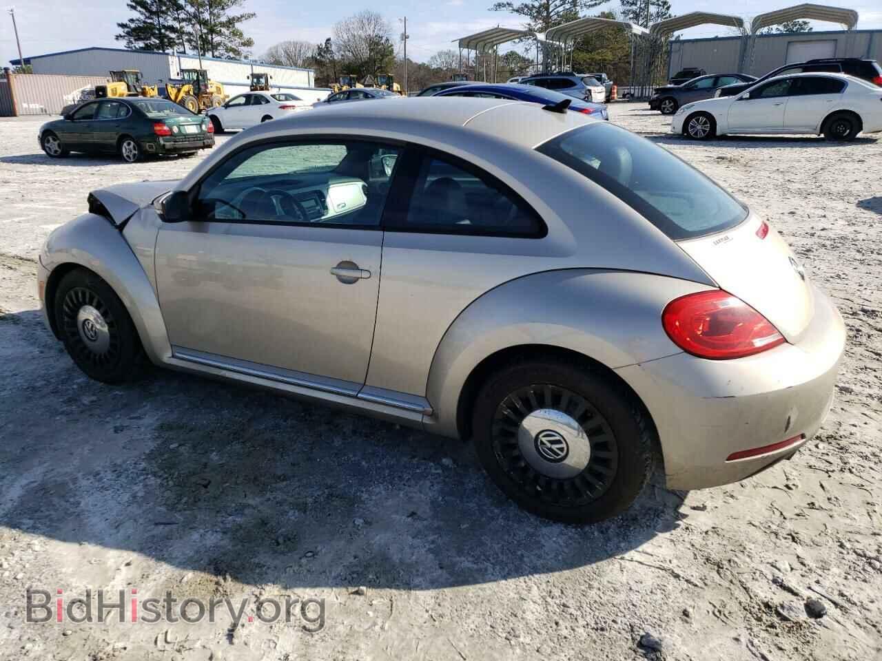 2014 VOLKSWAGEN BEETLE - VIN: 3VWJP7AT8EM610621 - Фото 2