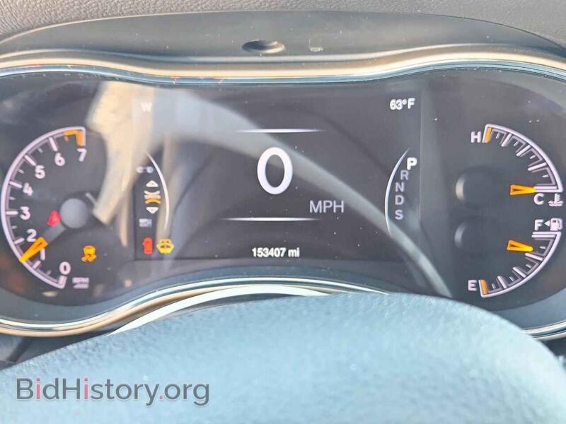 2015 Jeep CHEROKEE (VIN 1C4RJFBG1FC855928) — фото 9 из 13