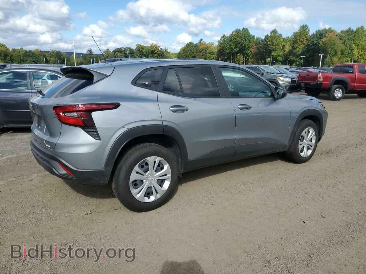 2024 CHEVROLET TRAX - VIN: KL77LFE21RC237737 - Фото 3