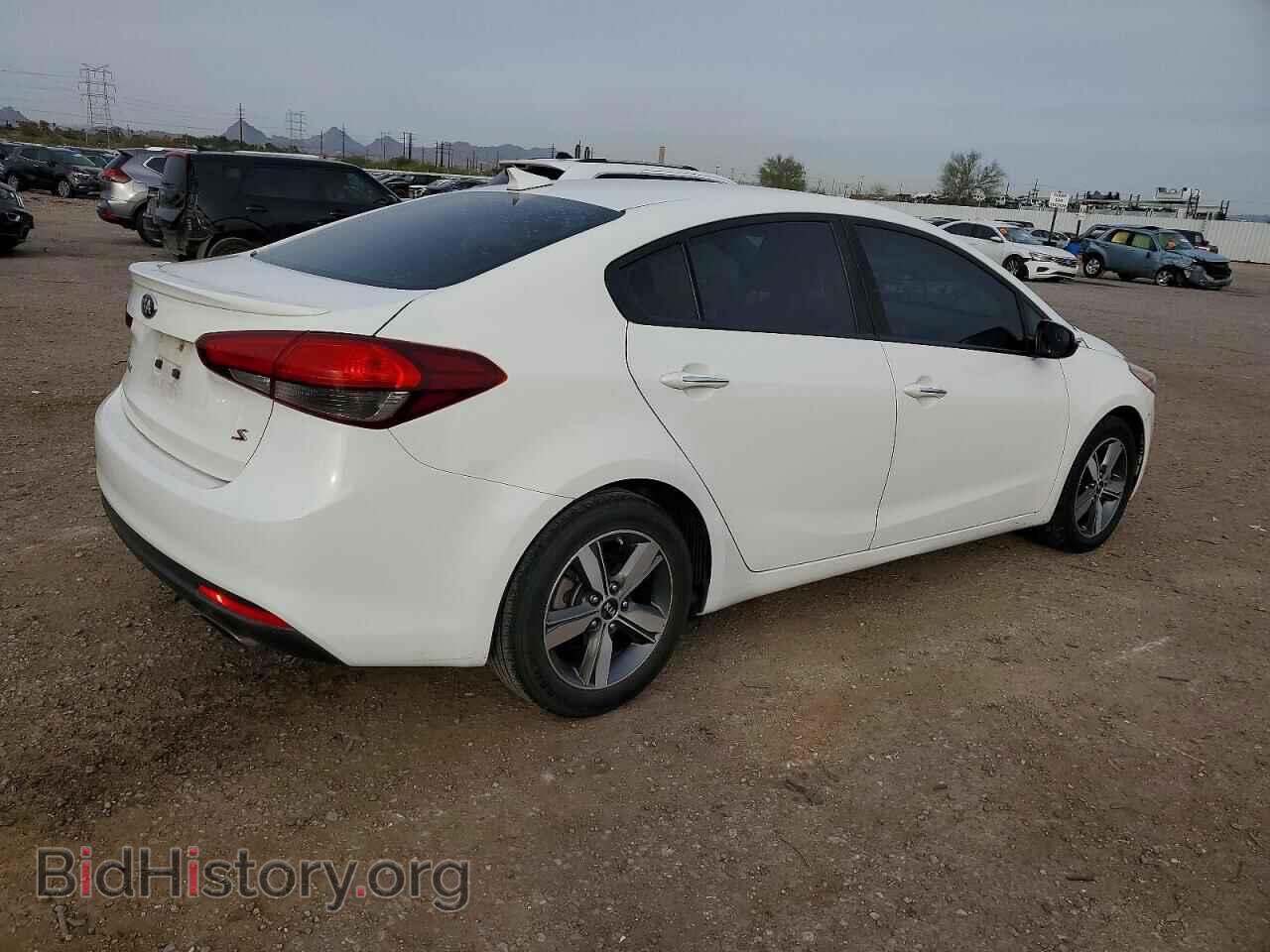 2018 KIA FORTE - VIN: 3KPFL4A72JE173032 - Фото 3