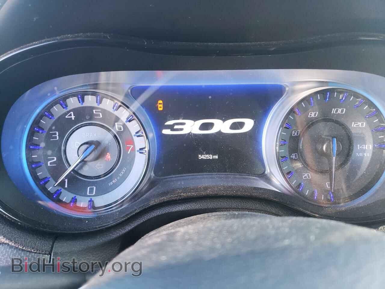 2015 CHRYSLER 300 - VIN: 2C3CCABG6FH842032 - Фото 9