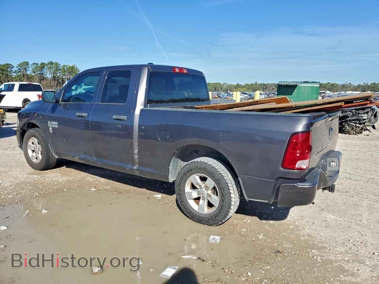 2018 RAM 1500 - VIN: 1C6RR6FG4JS277672 - Photo 2