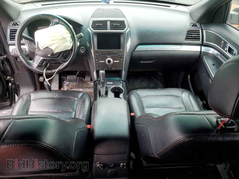 2016 Ford EXPLORER (VIN 1FM5K8GT4GGA25916) — photo 8 of 13