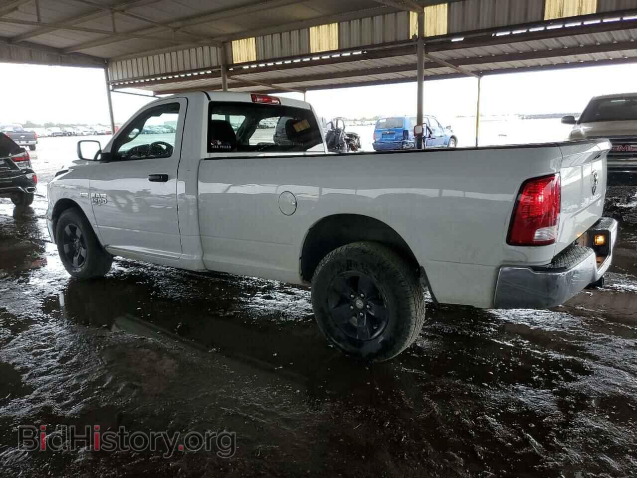 2019 RAM 1500 - VIN: 3C6JR6DT3KG560781 - Фото 2