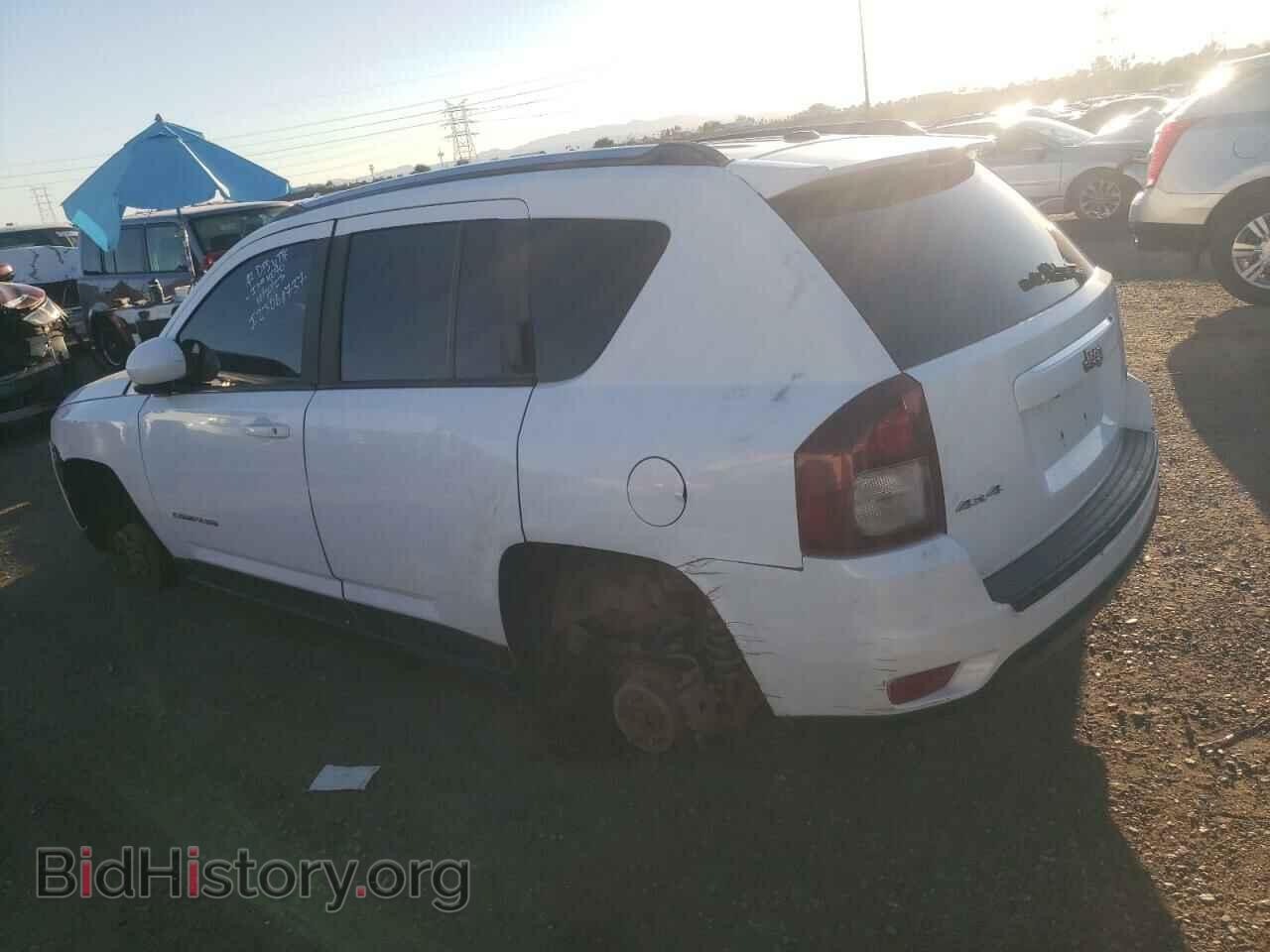 2014 JEEP COMPASS - VIN: 1C4NJDEB2ED885905 - Photo 2