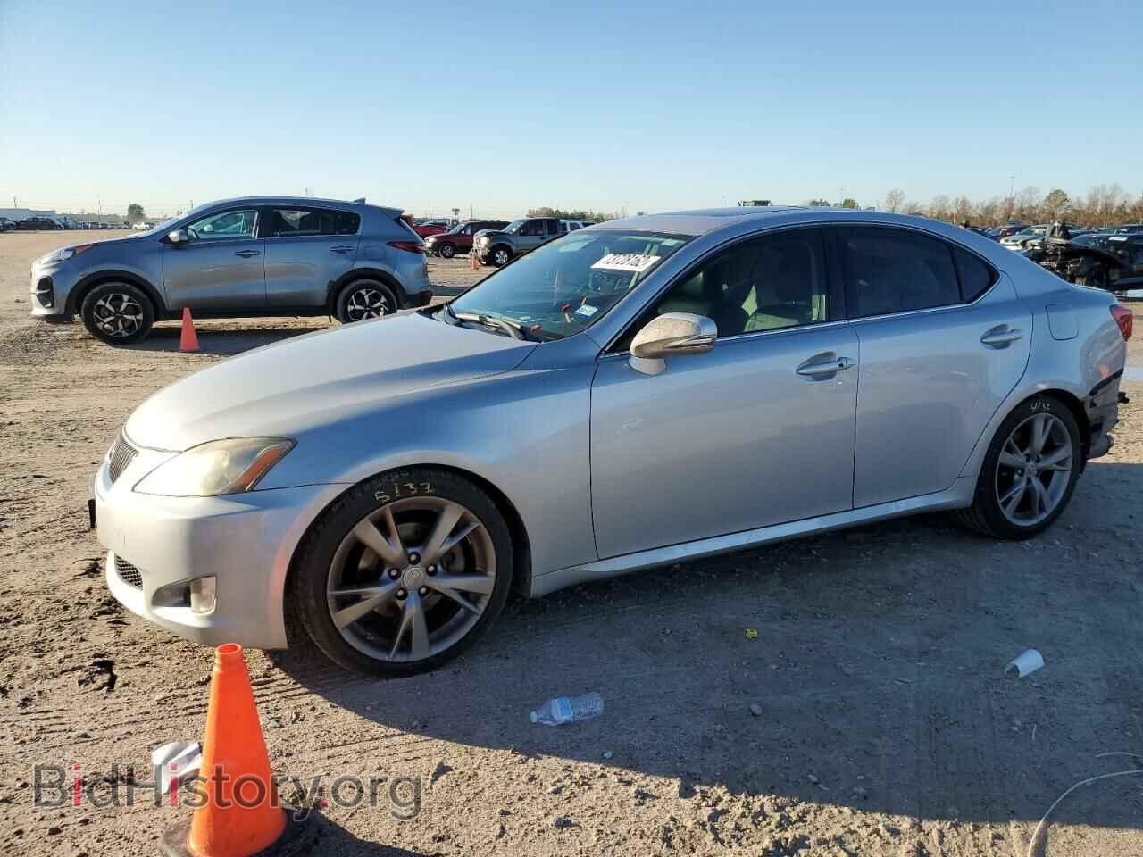 Photo JTHBF5C23A5110769 - LEXUS IS 2010