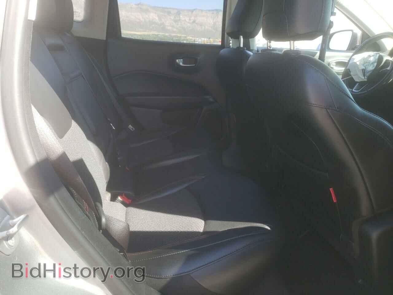 2019 JEEP COMPASS - VIN: 3C4NJDDB0KT744838 - Photo 10