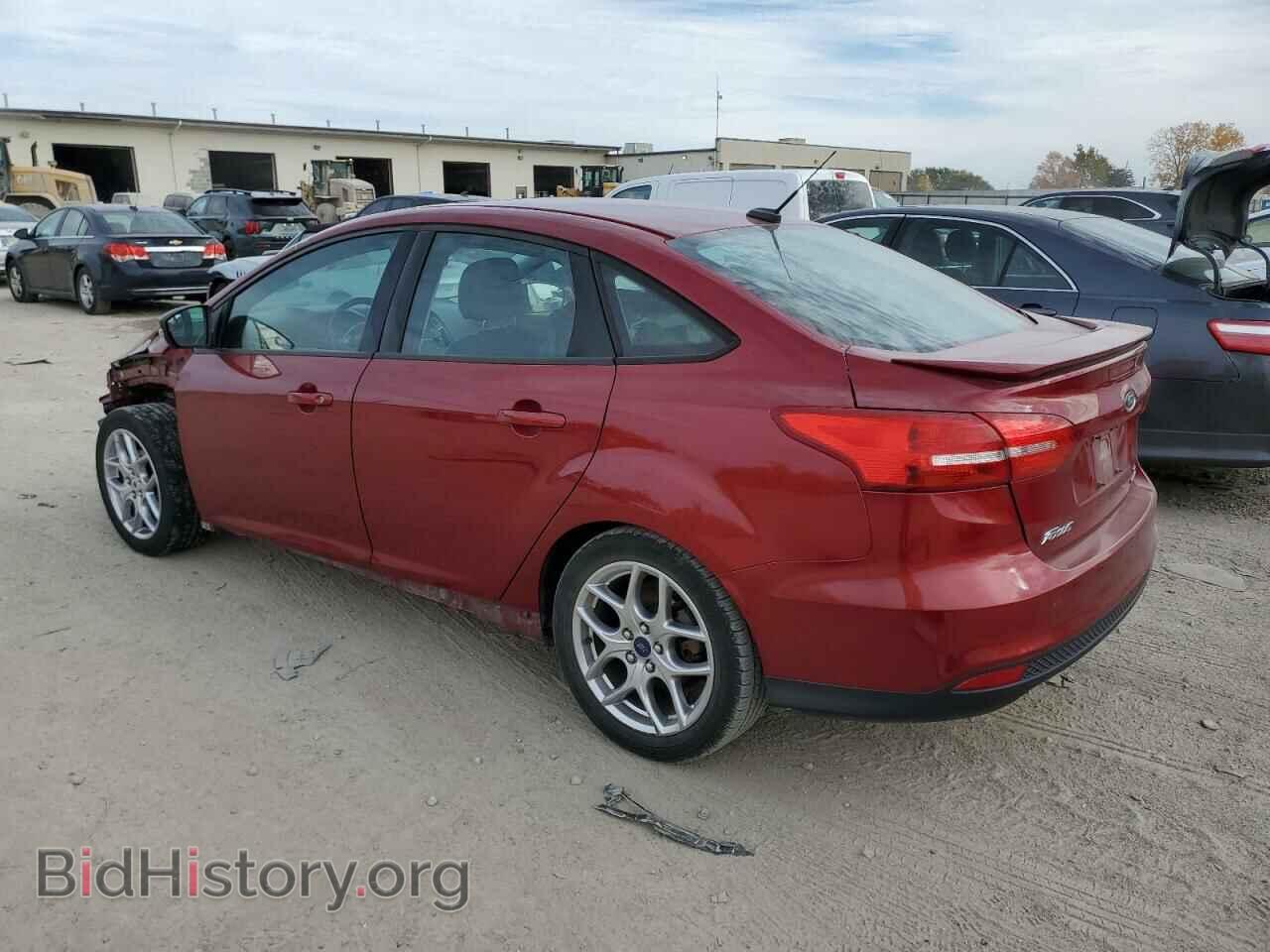 2015 FORD FOCUS - VIN: 1FADP3F2XFL207824 - Фото 2
