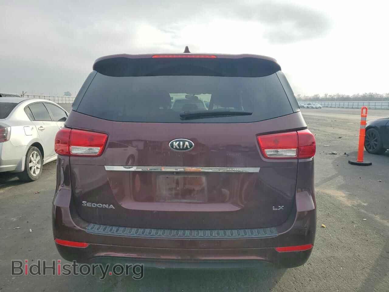 2017 KIA All Models - VIN: KNDMB5C18H6226583 - Фото 6
