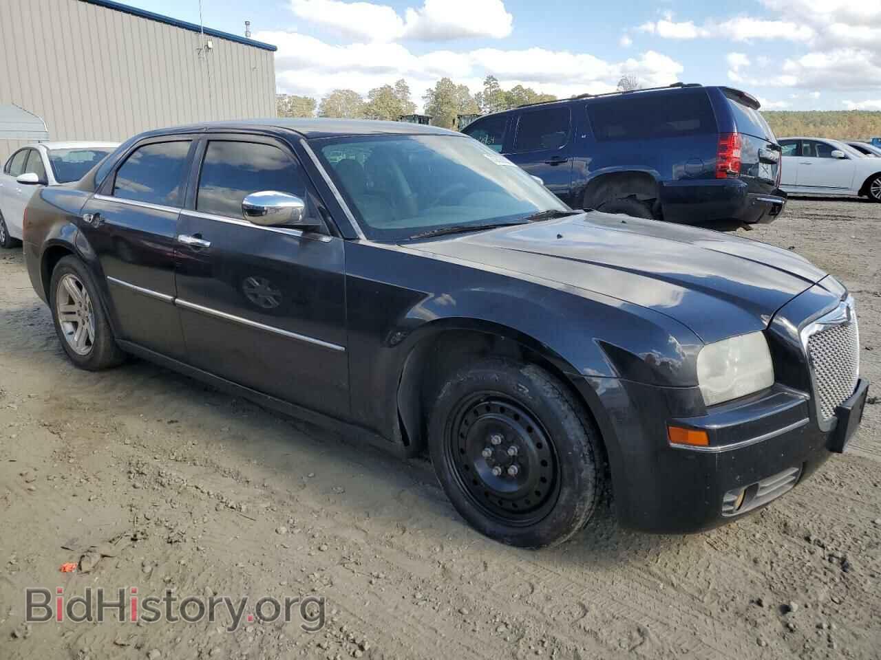 2010 CHRYSLER 300 - VIN: 2C3CA5CV1AH221011 - Фото 4
