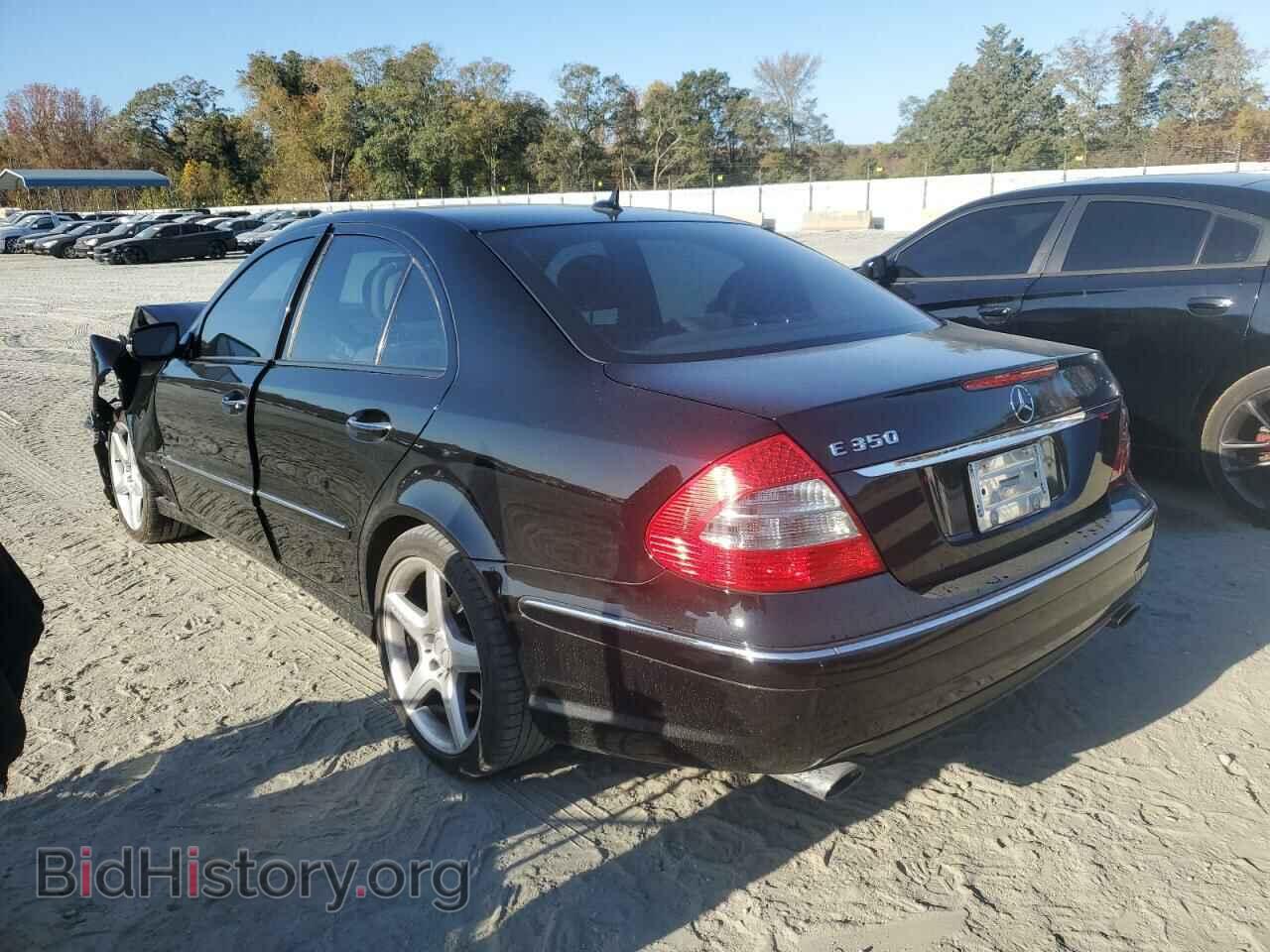 2009 MERCEDES-BENZ E-CLASS - VIN: WDBUF56X89B367519 - Фото 2
