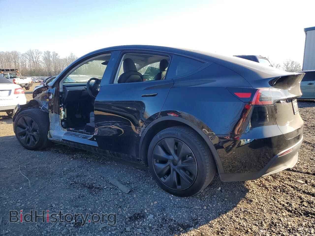 2024 TESLA MODEL Y - VIN: 7SAYGAEE9RF207206 - Photo 2