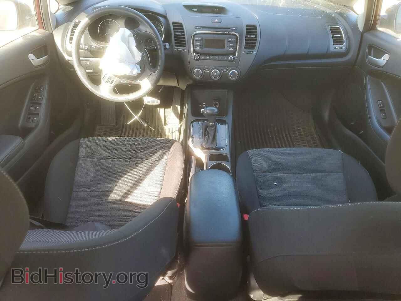 2017 KIA FORTE - VIN: 3KPFK4A71HE142478 - Фото 8