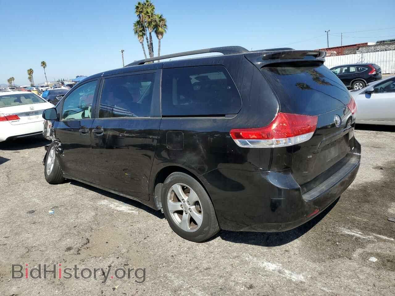 2013 TOYOTA All Models - VIN: 5TDKK3DC9DS335320 - Фото 2