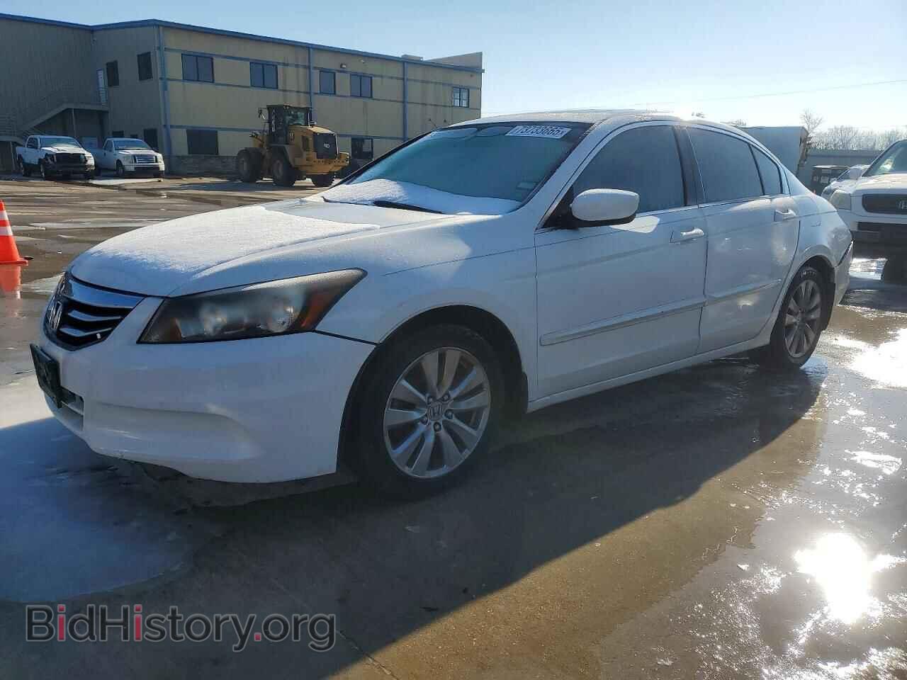 Photo 1HGCP2F83BA146005 - HONDA ACCORD 2011