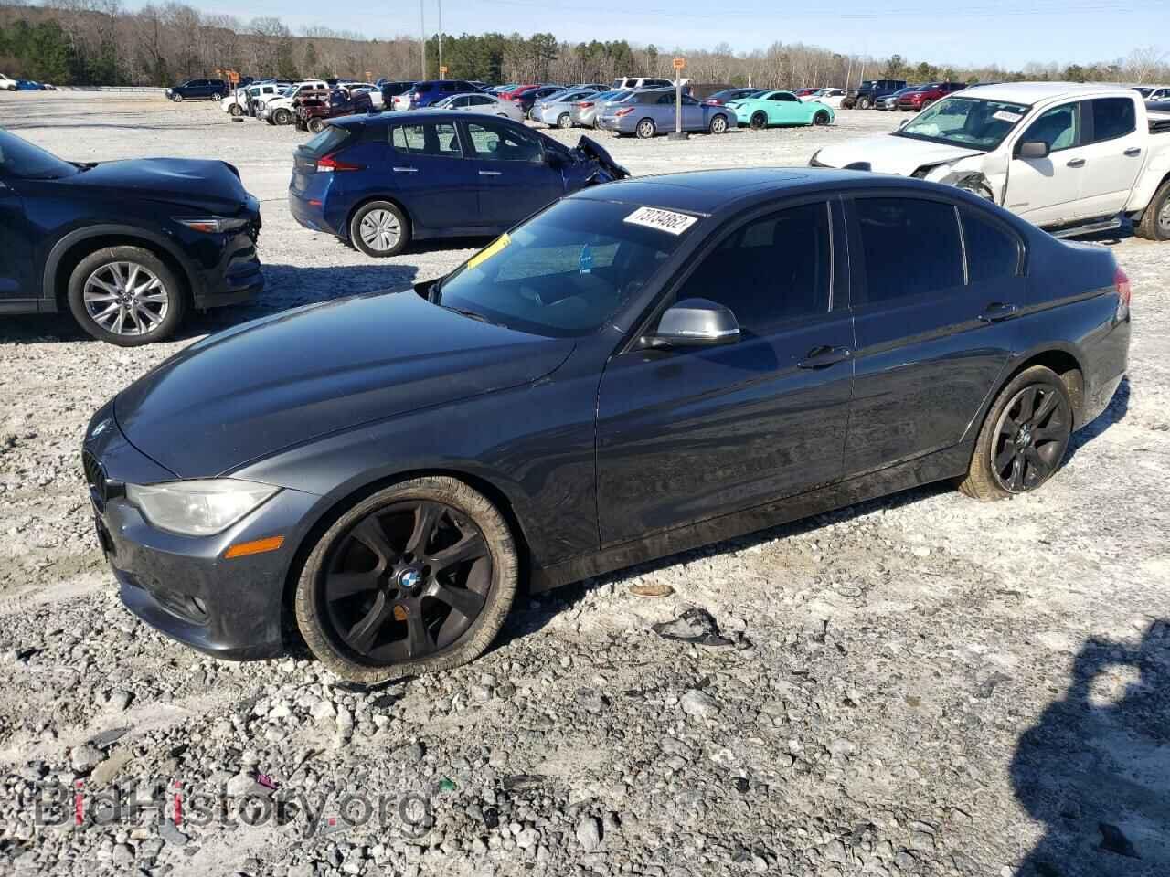 Photo WBA3B9C59DF140437 - BMW 3 SERIES 2013