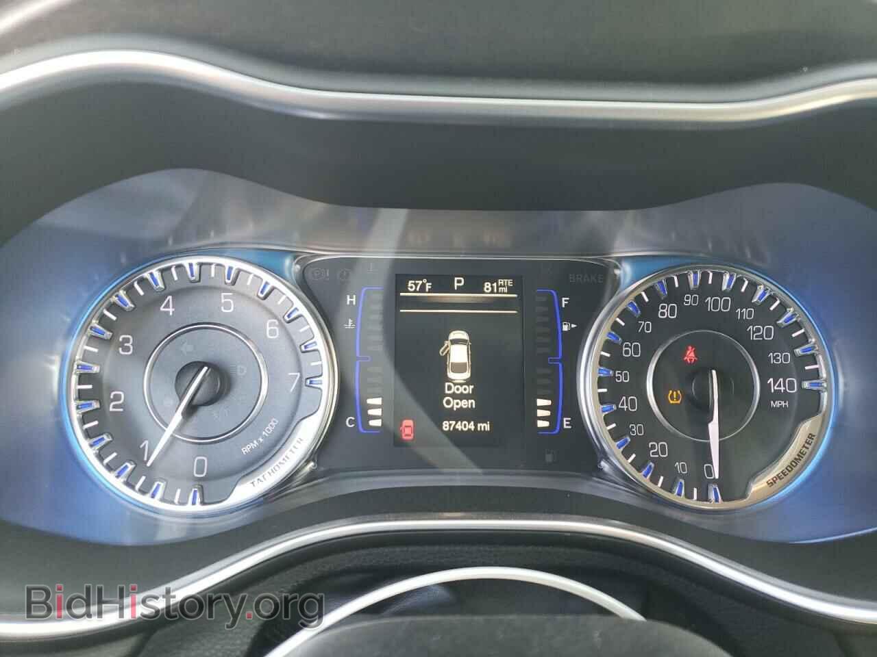 2016 CHRYSLER 200 - VIN: 1C3CCCAB2GN132703 - Фото 9