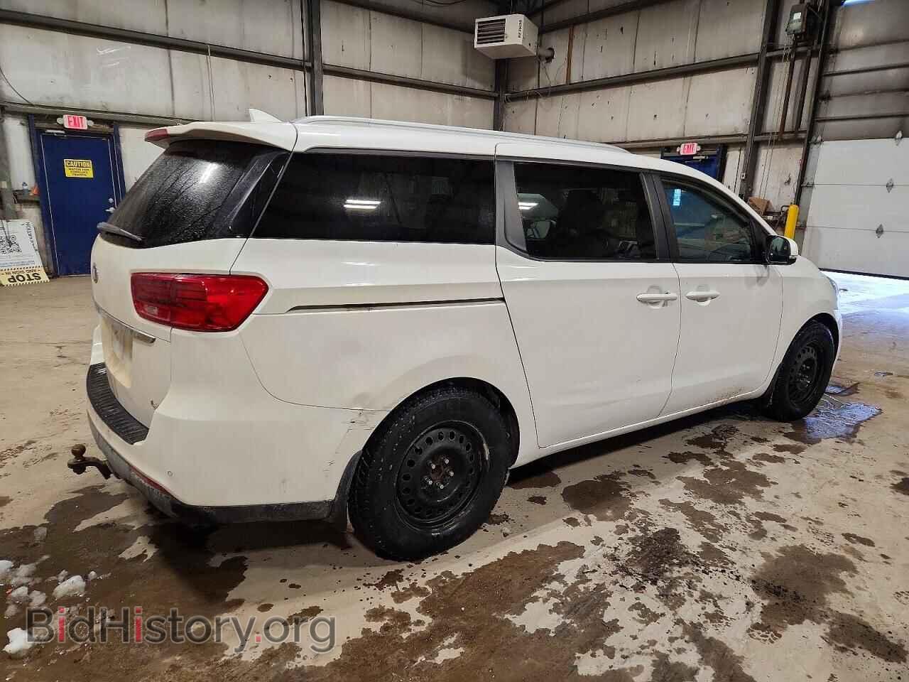 2019 KIA All Models - VIN: KNDMB5C19K6445155 - Photo 3