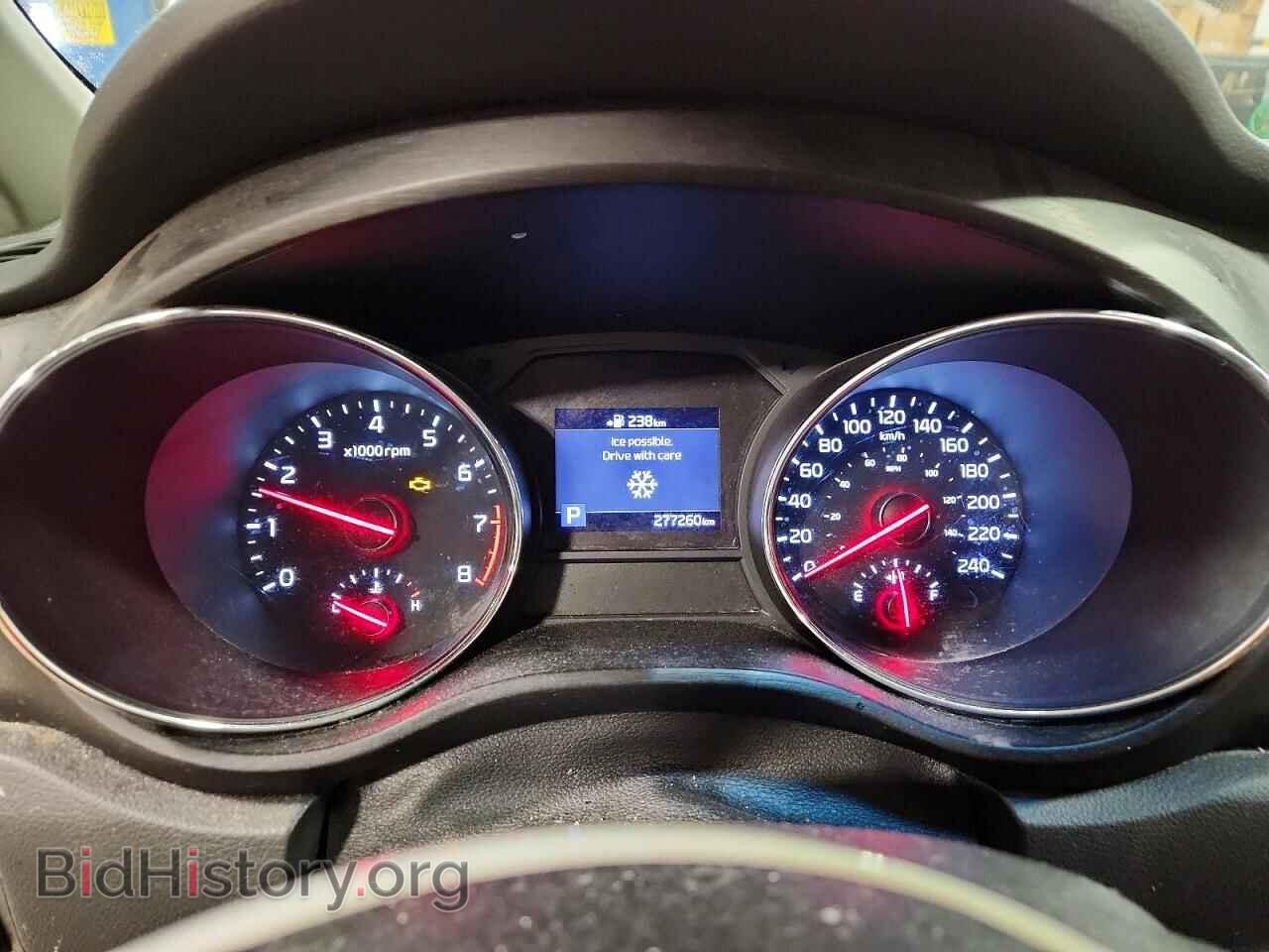 2019 KIA All Models - VIN: KNDMB5C19K6445155 - Photo 9