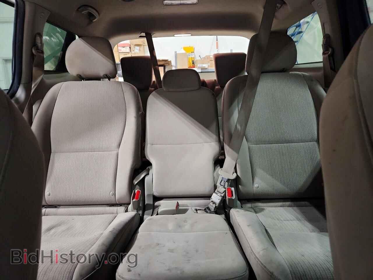 2019 KIA All Models - VIN: KNDMB5C19K6445155 - Photo 10