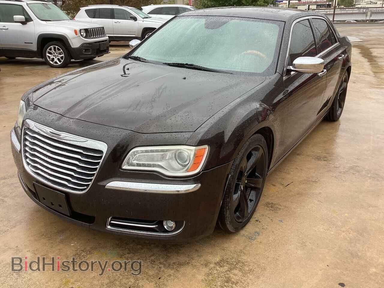 2012 CHRYSLER 300 - VIN: 2C3CCAET1CH193230 - Фото 2