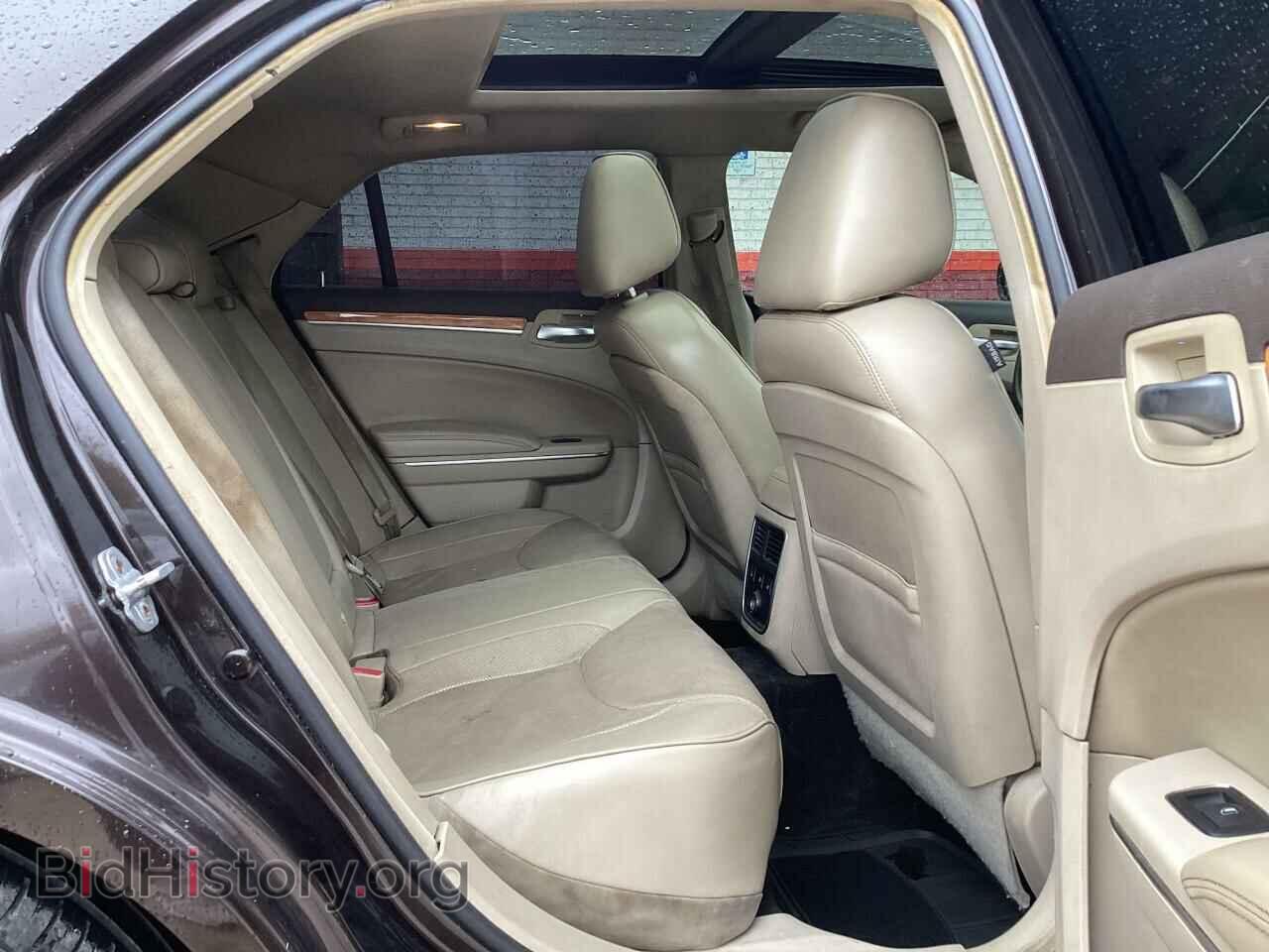 2012 CHRYSLER 300 - VIN: 2C3CCAET1CH193230 - Фото 6