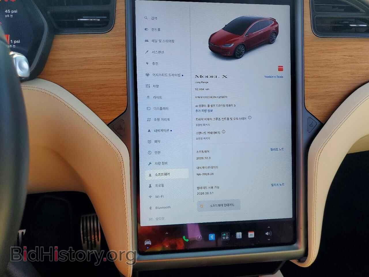 2019 TESLA MODEL X - VIN: 5YJXCDE21KF211820 - Photo 9