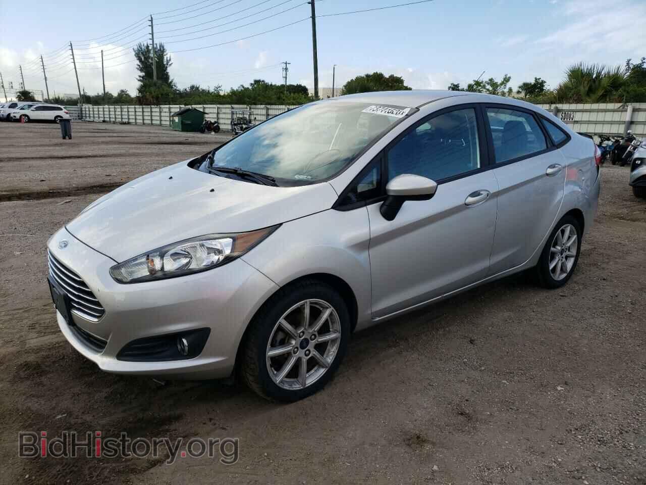 Photo 3FADP4BJ1KM106988 - FORD FIESTA 2019
