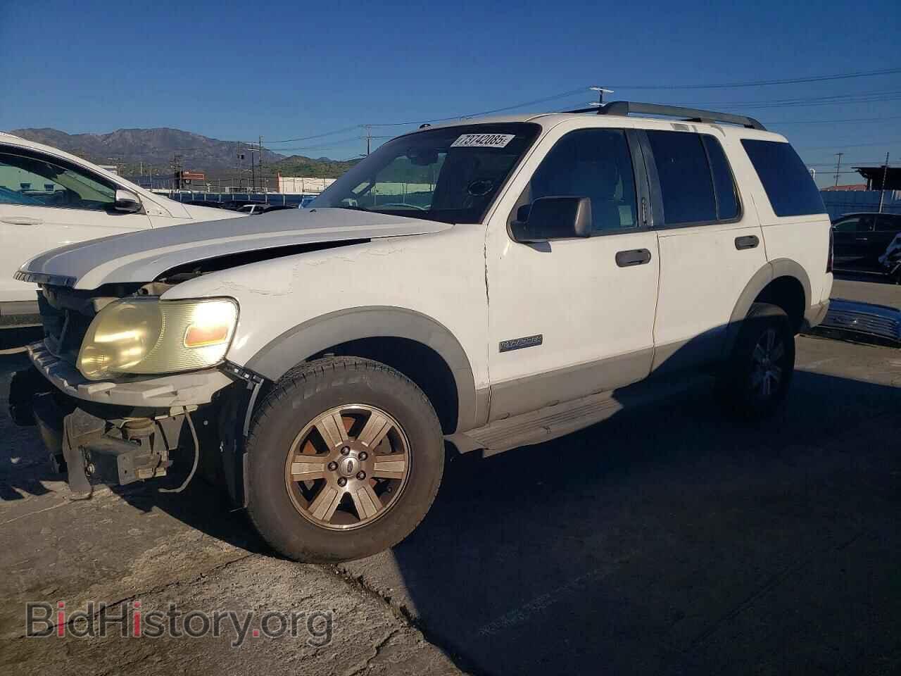 Photo 1FMEU63E86UB23806 - FORD EXPLORER 2006