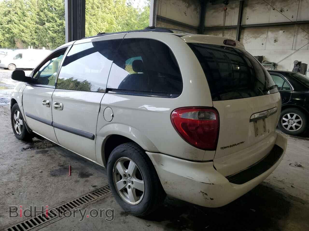 2006 CHRYSLER MINIVAN - VIN: 1A4GP45R96B692968 - Фото 2