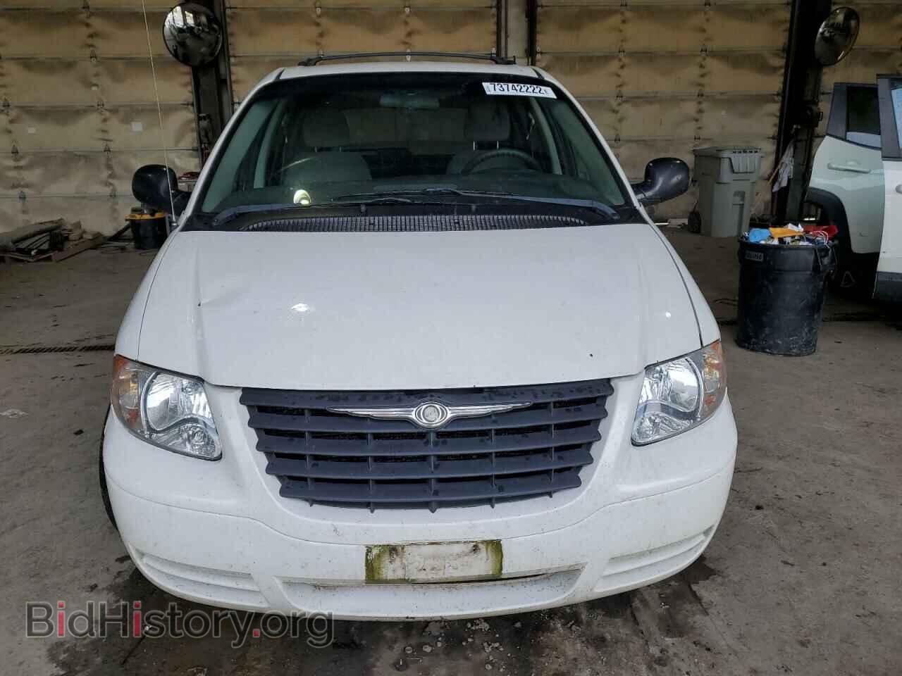 2006 CHRYSLER MINIVAN - VIN: 1A4GP45R96B692968 - Фото 5