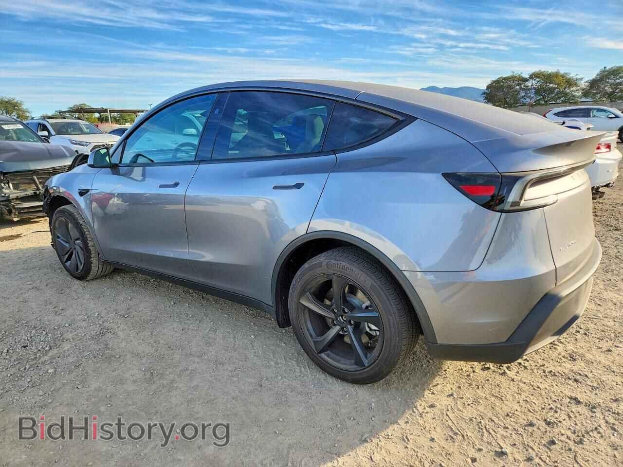 2026 TESLA MODEL Y - VIN: 7SAYGDEE4TF329092 - Photo 2