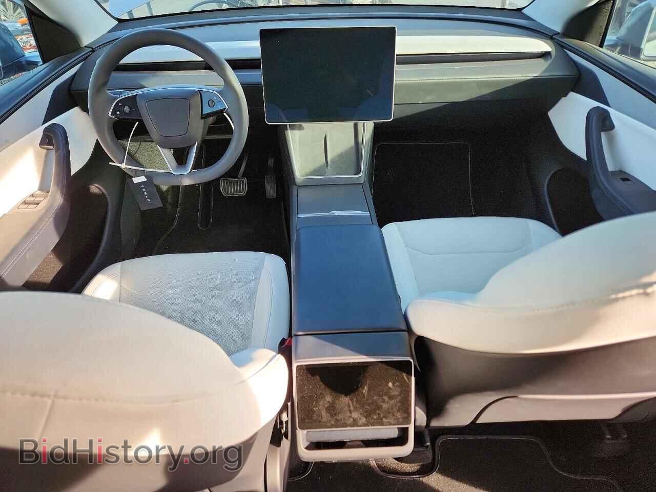 2026 TESLA MODEL Y - VIN: 7SAYGDEE4TF329092 - Photo 8