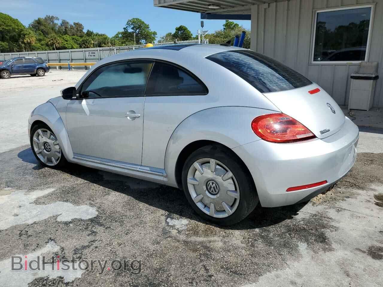 2012 VOLKSWAGEN BEETLE - VIN: 3VWJX7AT6CM647261 - Фото 2